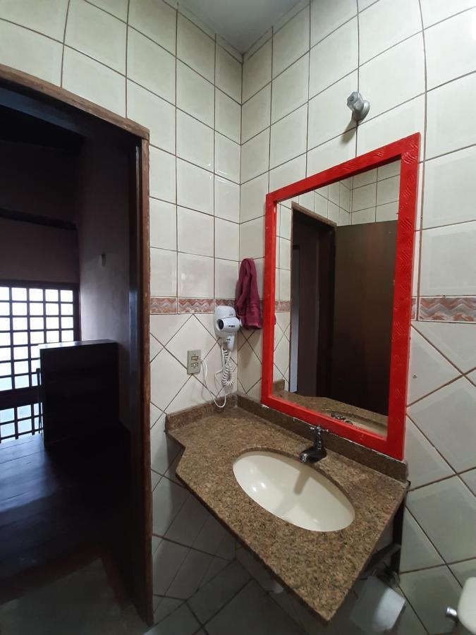 Espaço simples bem localizado Ilhabela Exterior foto